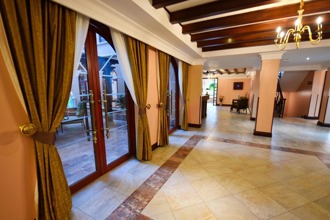 Casa Solada Hotel Kampala Kültér fotó